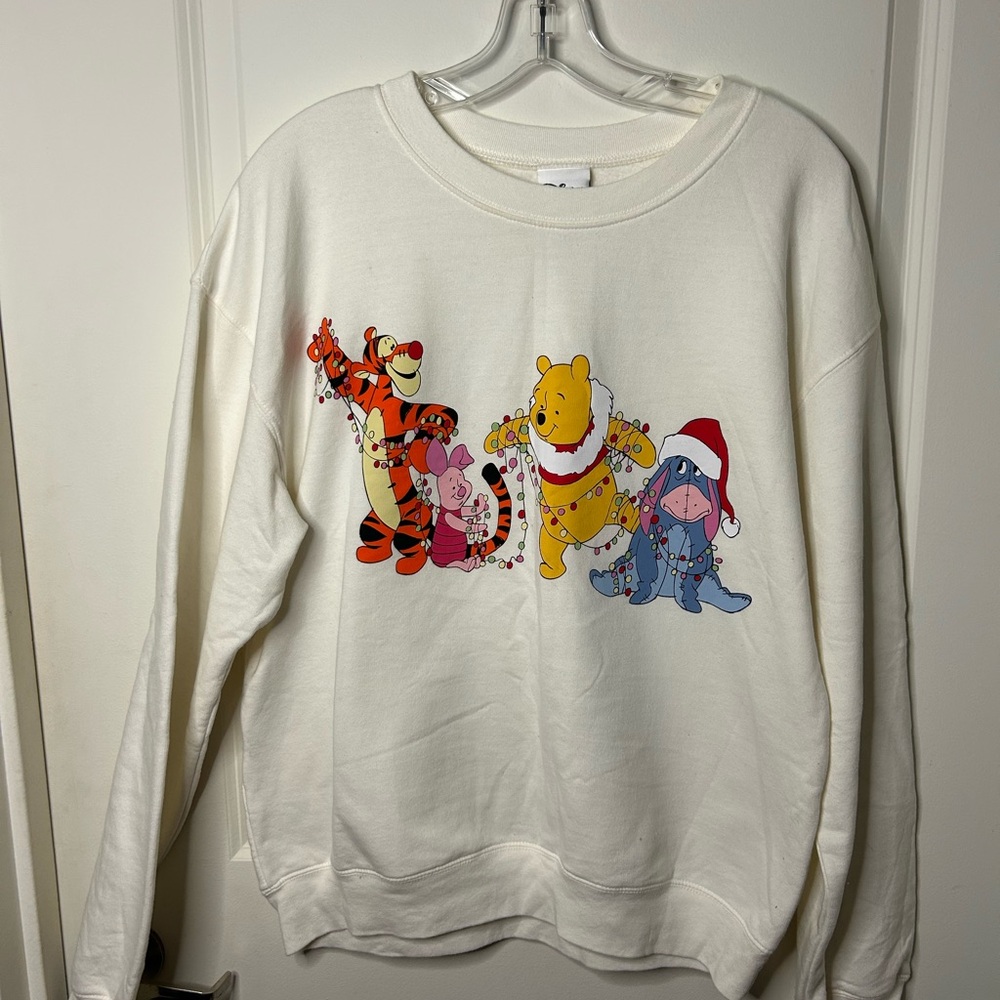 Disney Winnie the Pooh Christmas Holiday Crewneck Sweatshirt Size Large